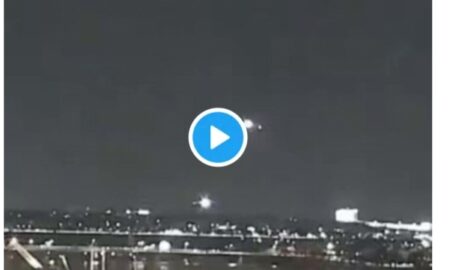 Mid-Air Collision Near DCA: Plane and Helicopter Crash into Potomac River, Multiple Fatalities Reported