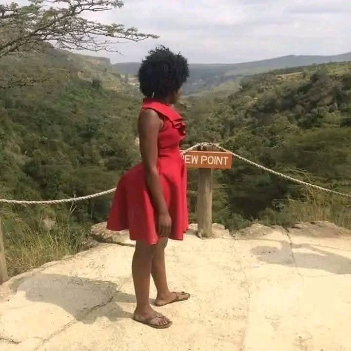 Age Teaches Her: A Man’s Presence Trumps His Wealth!